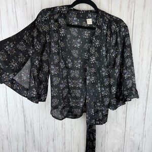 Wild Pearl silky Floral Black Wrap Top XS